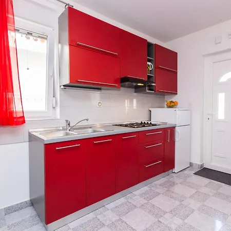 Lemmy 아파트 자다르